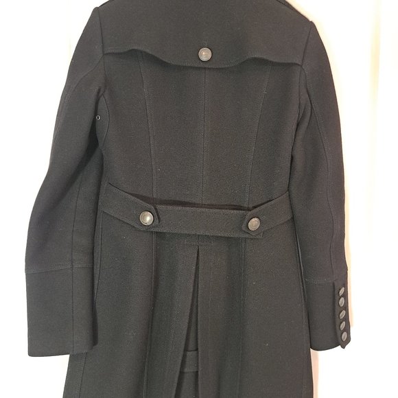 Burberry Women's Winter Coat - Picture 1 of 3